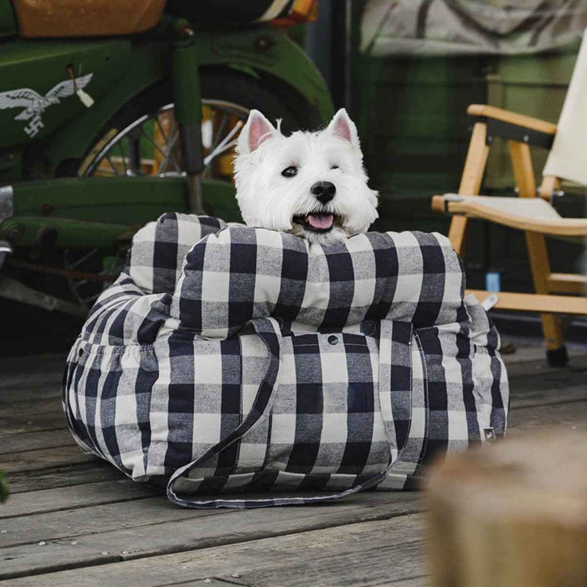 KovePaws Cozy Car Bed secure dog travel bed with safety leash - KovePaws